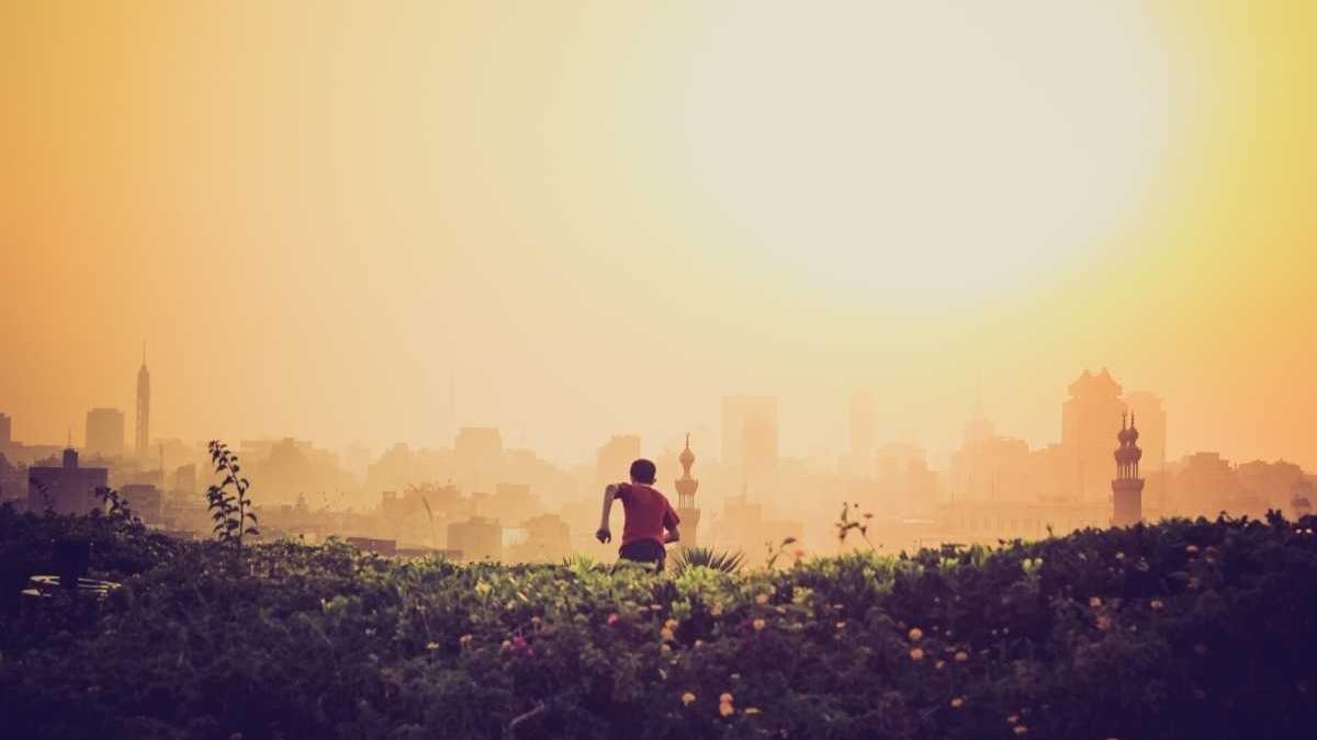 越南女怀疑丈夫出轨做了什么?